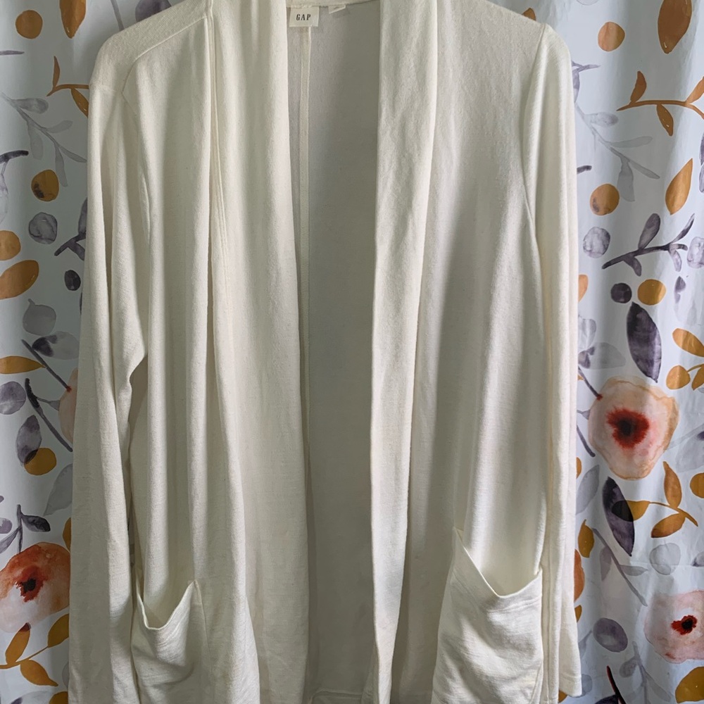 ❤️FREE WITH PURCHASE-GAP Cardigan Sz M